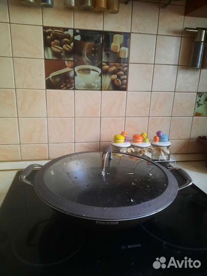 Сковорода вок