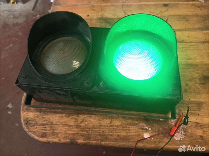 Светофор двухсекционный светодиодный