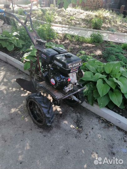 Вспашка огорода мотоблоком