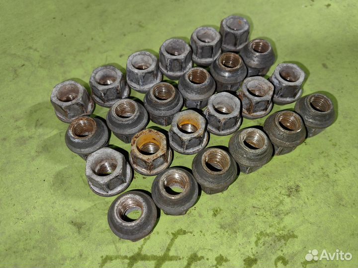 Гайки колесные на 19 М12*1,5 24шт