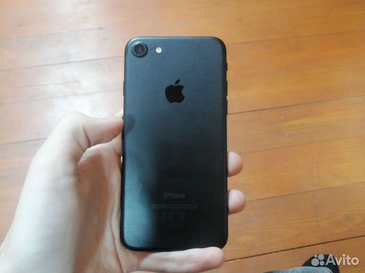 iPhone 7, 128 ГБ