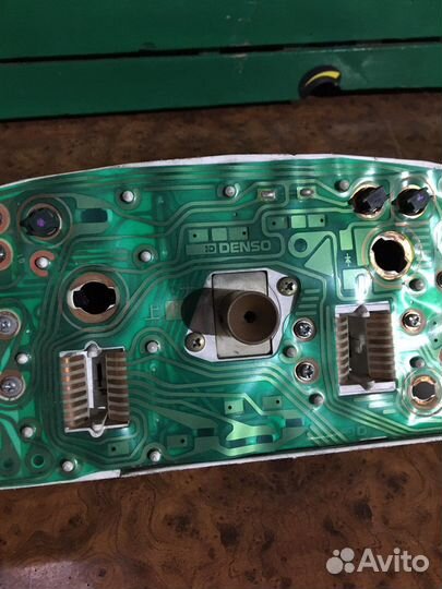 Щиток приборов Mitsubishi Sigma