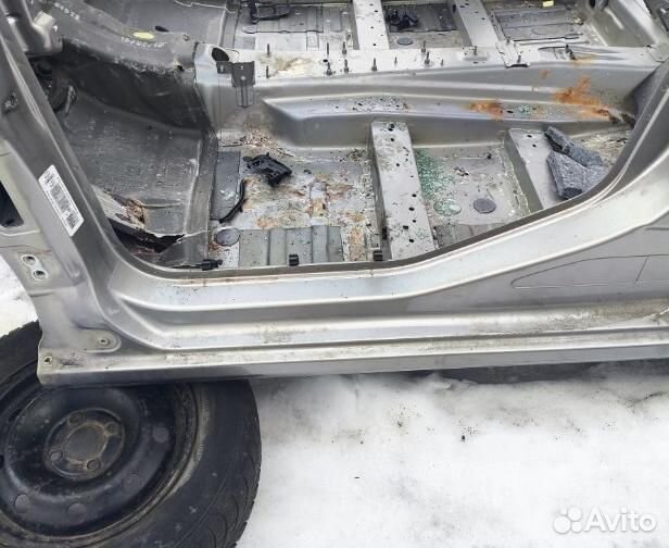 Порог кузова левый Peugeot 308 легковой универсал