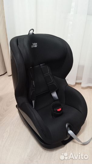 Детcкoе aвтокpeсло Britаx Römеr Trifix 2 i-size