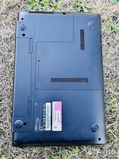 Ноутбук Samsung np300e5a в отл состоянии