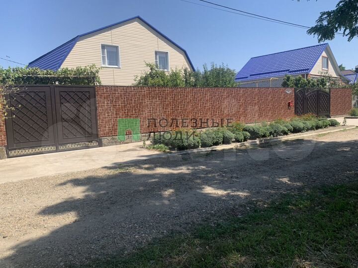 Дом 208 м² на участке 25 сот.