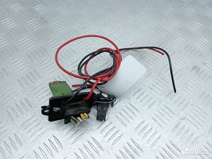 Сопротивление печки Renault Scenic 2 рест. 2008