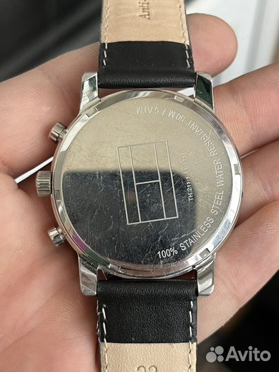 Часы Tommy Hilfiger