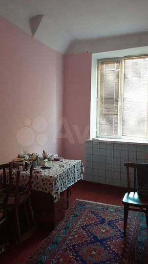 3-к. квартира, 60 м², 1/2 эт.