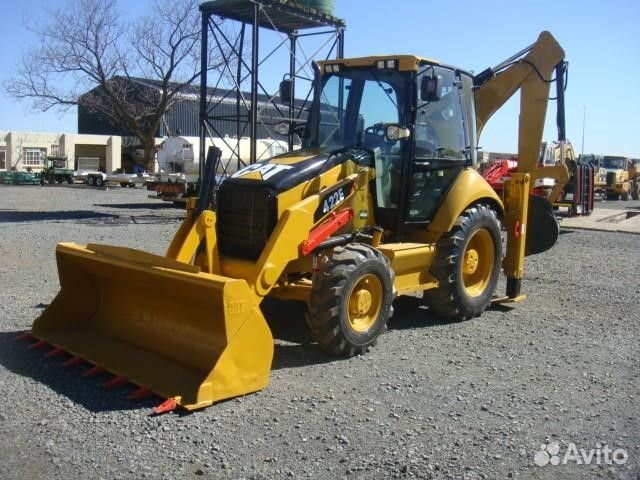 Машинист экскаваторщик погрузчика Cat 422Е