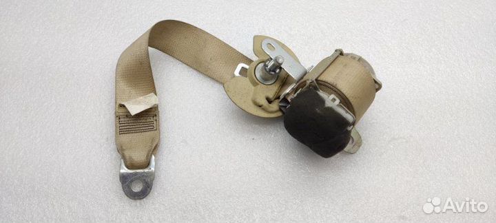 Ремень безопасности задний правый Toyota