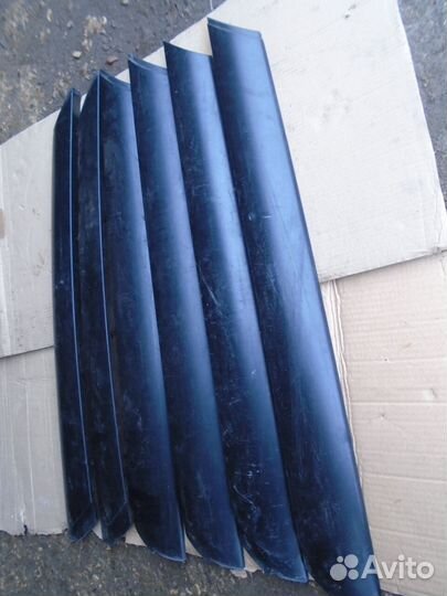 Range Rover 3 накладка стойки лобового стекла лев