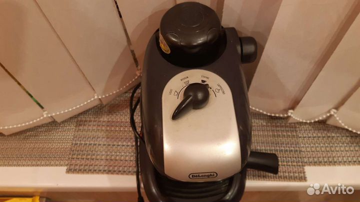 Кофемашина delonghi