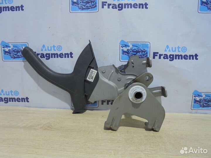 Рычаг стояночного тормоза Kia Sportage 3