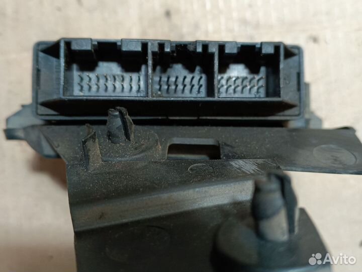 Блок управления парктрониками VW PassatB5+