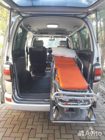 Перевозка лежачих больных и людей с инвалидностью