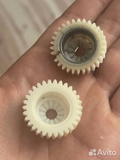 Шестерня люка Nissan almera