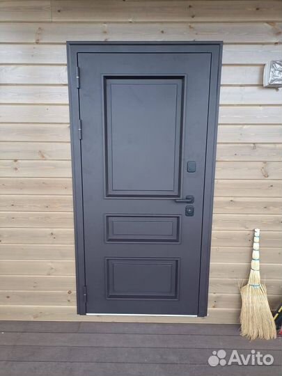 Двери металлические