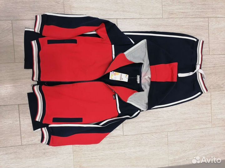 Новый спортивный костюм на мальчика 152