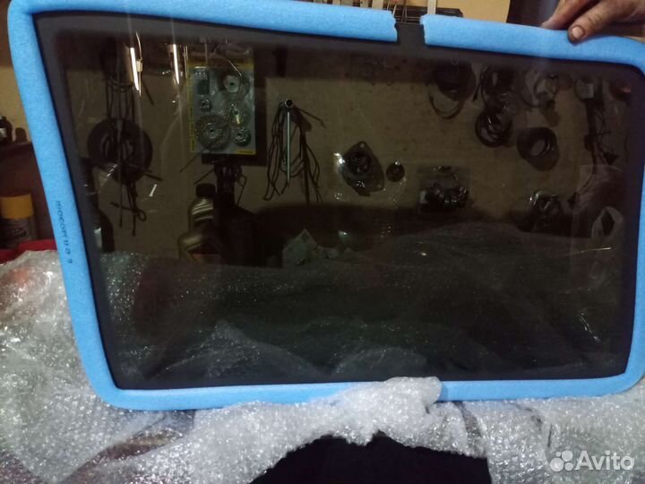 Стекло заднее правое УАЗ патриот