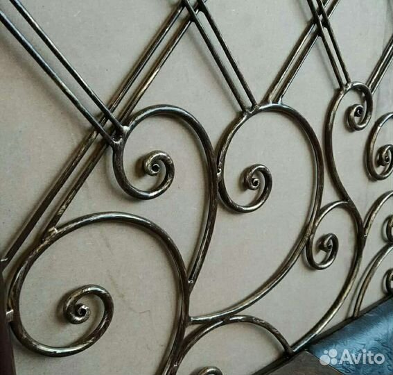 Кованная вешалка № 27