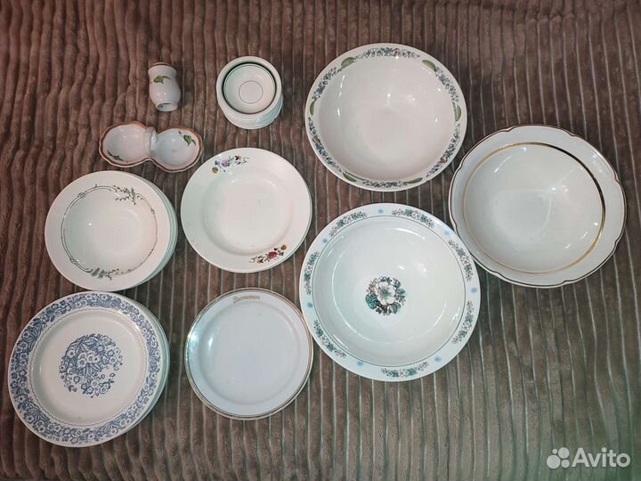 Тарелки разные, соусник СССР