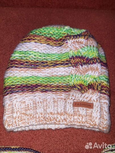 Шапка зимняя со снудом женская