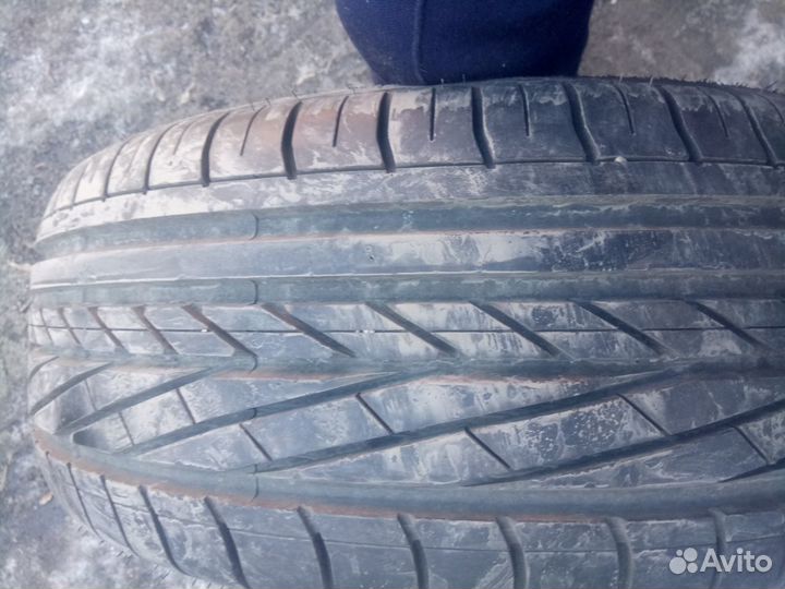 Goodyear Excellence 215/55 R17