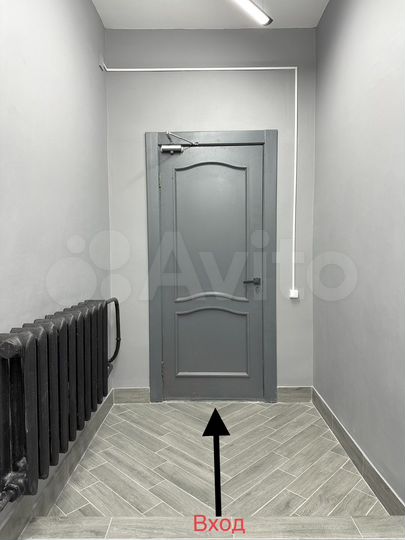 Самый центр, с окнами, цоколь, 39 м²