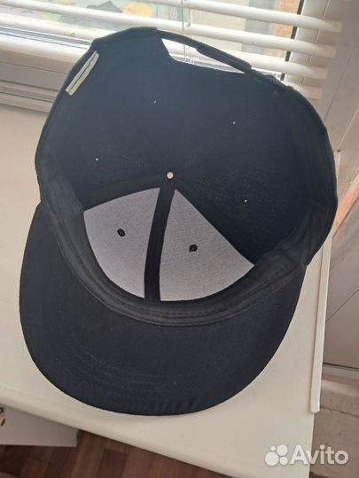 Бейсболка мужская с прямым козырьком