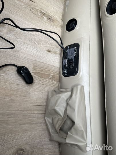 Надувной матрас intex