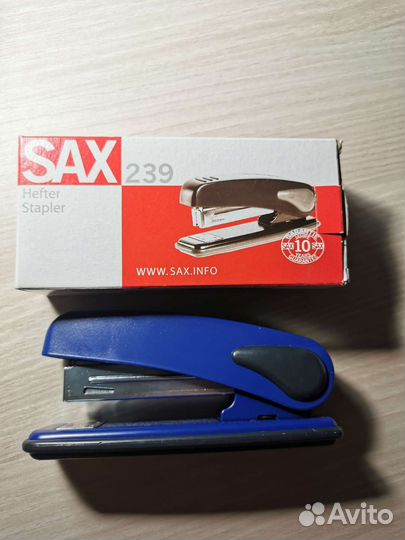 Канцелярский степлер Sax 239, 25 листов