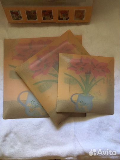 Набор тарелок