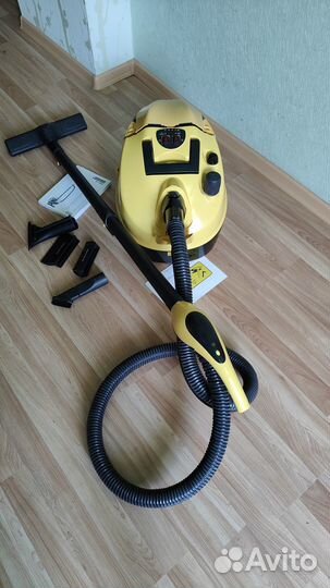 Пылесос паровой очиститель Karcher SV 7