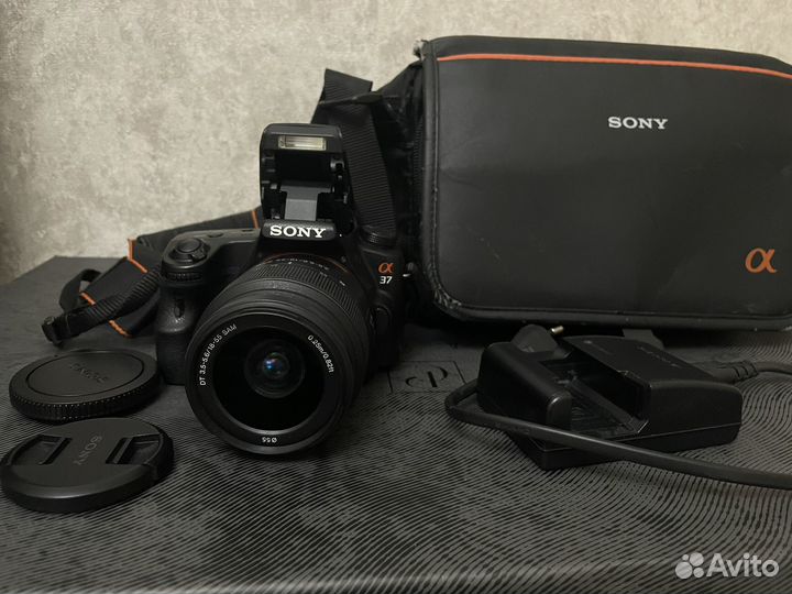 Фотоаппарат Sony зеркальный