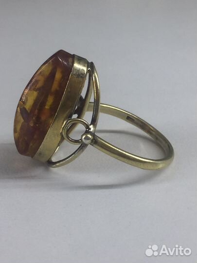 Кольцо СССР серебро янтарь