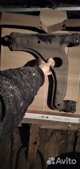 Рычаг с шаровой в сборе