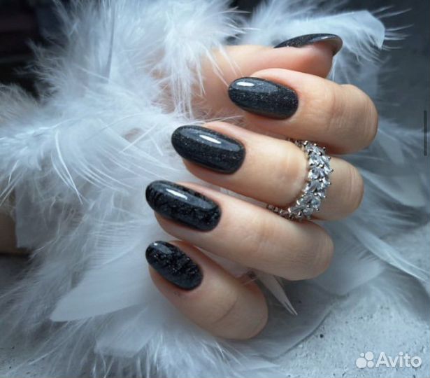 Маникюр и педикюр