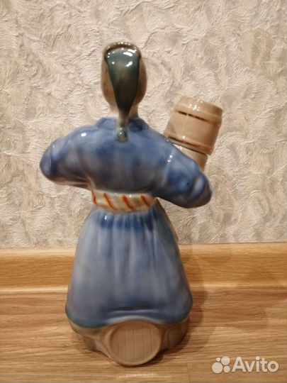 Статуэтка штоф