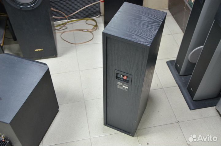 Напольная колонка Technics SB T-100