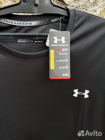 Футболка under armour