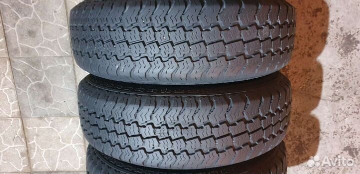 Kumho Road Venture AT KL41 215/75 R15 100S