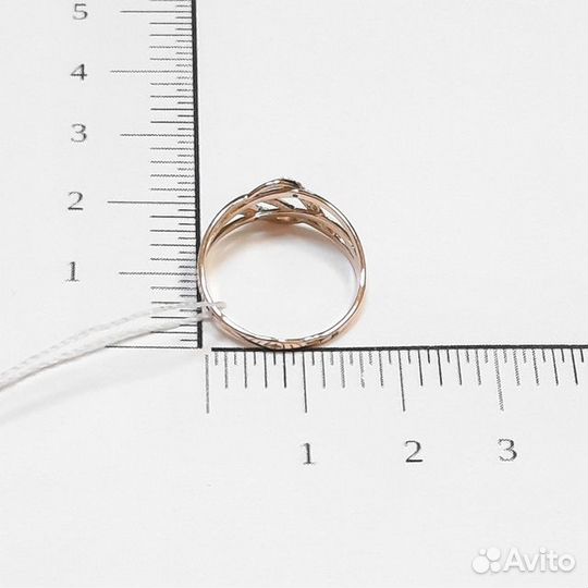 Золотое кольцо с камнем 16,5р