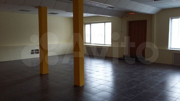 Торговое помещение, 100 м²