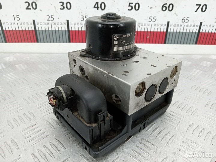 Блок ABS для Volkswagen Golf 4 1C0907379