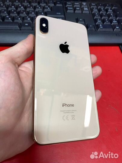 iPhone xs max 64