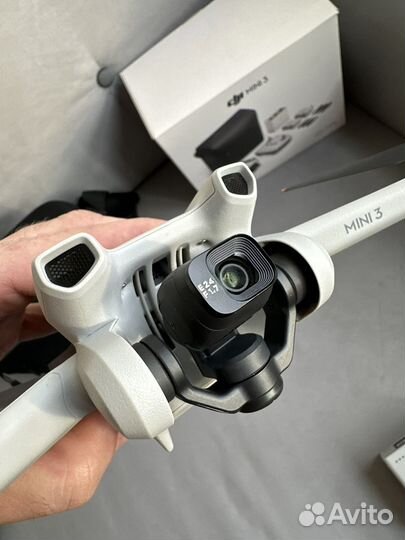 Квадрокоптер dji mini 3 + fly more combo