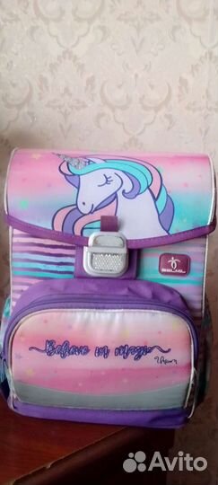 Школьный рюкзак