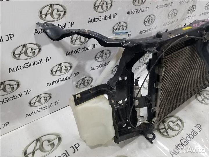 Панель передняя/телевизор (в сборе) Nissan Dualis