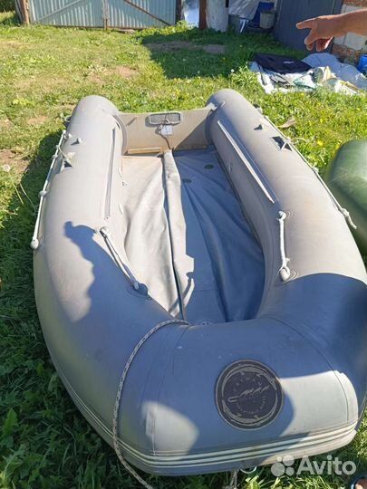 Лодка с мотором